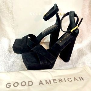 Good American square toe velvet Dressy Ankle Strap high heel platform sandals 7